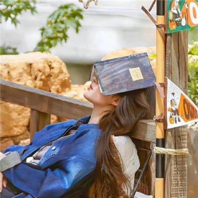 开局就和女神相亲